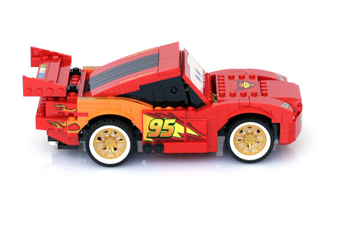 8484 Ultimate Build Lightning McQueen -