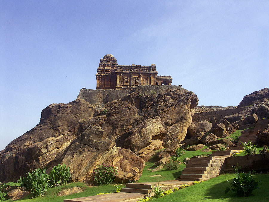 Храмы Бадами (Ватапи), Карнатака, Индия