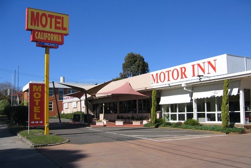 Hawthorn's Motel California in 2005