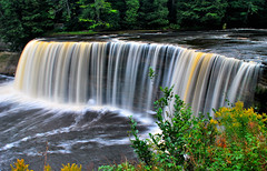 Raging Tahquamenon • <a style="font-size:0.8em;" href="http://www.flickr.com/photos/29084014@N02/6053098176/" target="_blank">View on Flickr</a>