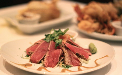 Fleming's Steakhouse - Seared Ahi Tuna Salad