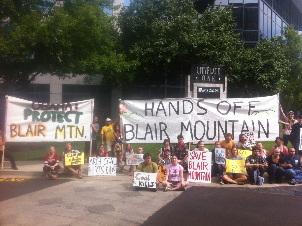 Hundreds confront Big Coal in St. Louis « RAMPS