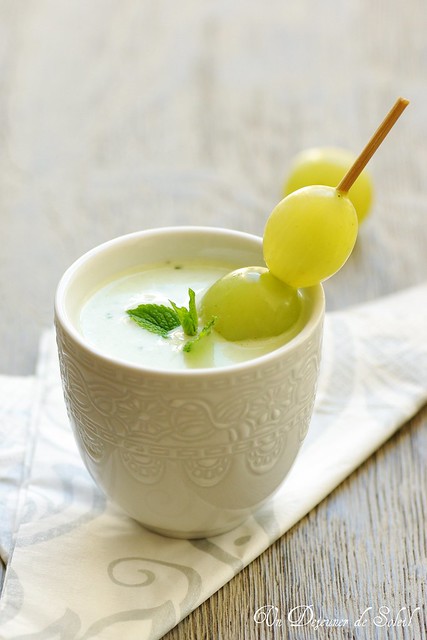 Cucumber, yogurt and grape fresh soup