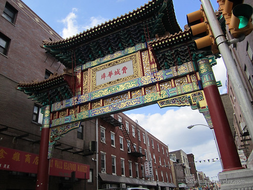 chinatown gate philadelphia
