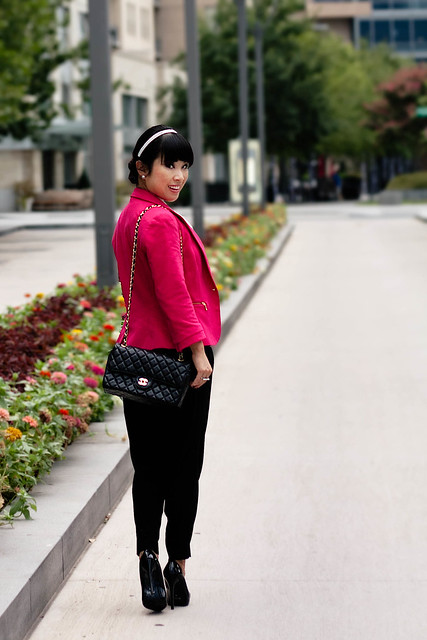 zara hot pink blazer, express pleated trouser pants, aldo black patent pumps, chanel classic lambskin m/l flap purse, sproos pearls of wisdom headband, forever 21 pearl connector ring, mk5430