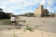 goderich_tornado121 • <a style="font-size:0.8em;" href="http://www.flickr.com/photos/65051383@N05/6070710905/" target="_blank">View on Flickr</a>