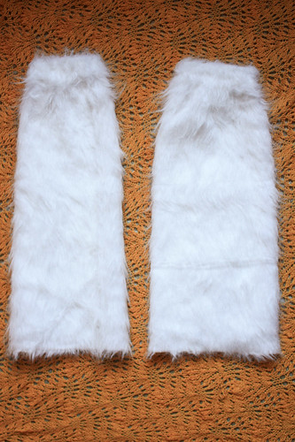 DIY faux fur leg warmers/rave fluffies