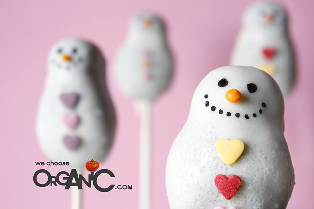 Cute and Lovely Christmas Snowman Oreo Cake Pops