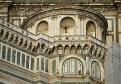 Brunelleschi, Duomo Tribune (SW) with pulley