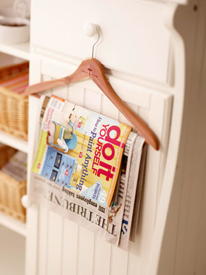 Hanger: Magazines or Newspapers