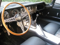 Jaguar E-Type 3.8 Series 1 FHC (1962).
