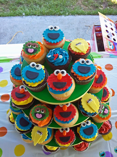 Sesame street character cupcakes