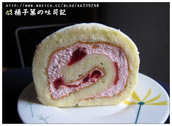 【板橋/新竹】艾波索烘焙坊．綜合蛋糕捲 -- 綿軟順甜的好滋味