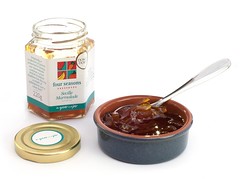 seville-marmalade-with-pot-&-spoon