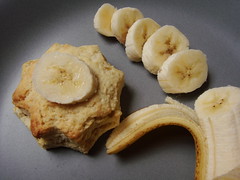 Banana / Almond scones