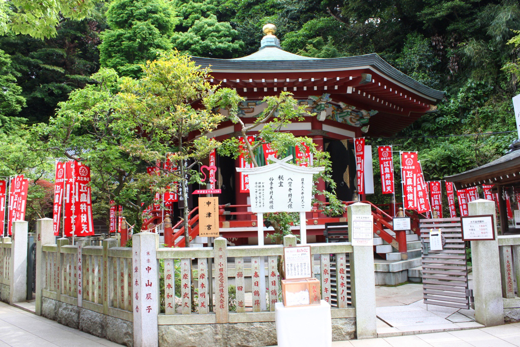 A walking guide of Enoshima (10)