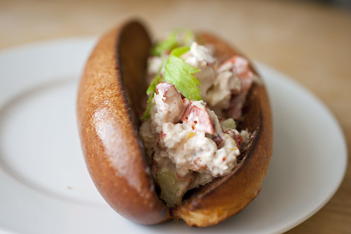 lobster roll, ready to eat