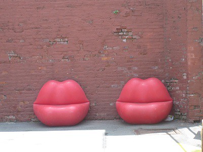 Lip Seats