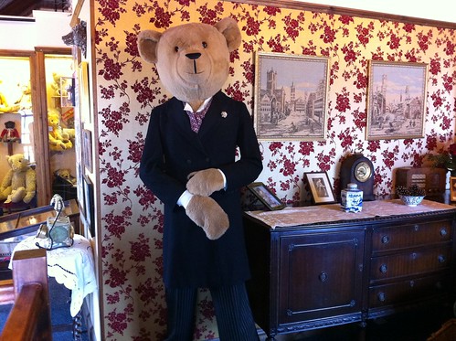 Teddy bears dressed as people