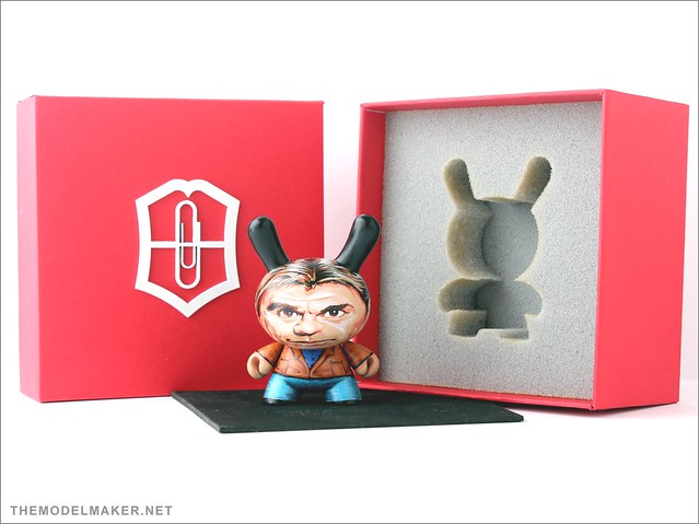 MacGyver dunny with box