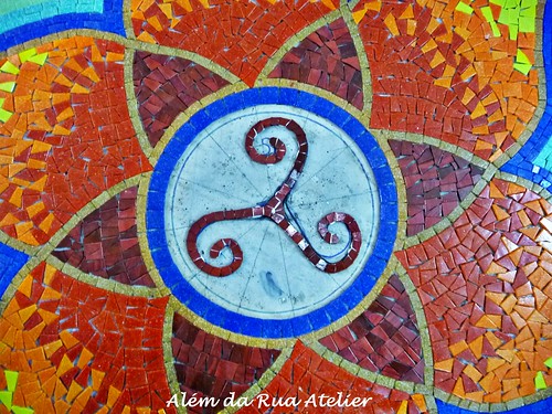 Mandala em Mosaico - Piso em Mosaico