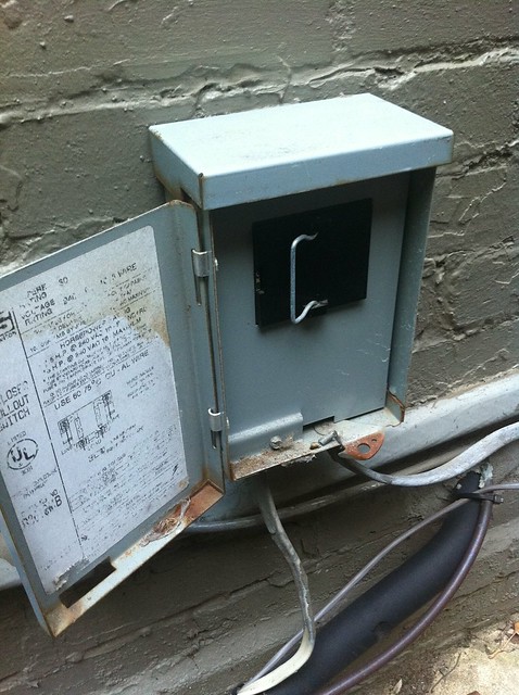 It's Getting Hot In Here - Easy Air Conditioning Fix - Old ... outside air conditioning fuse box 