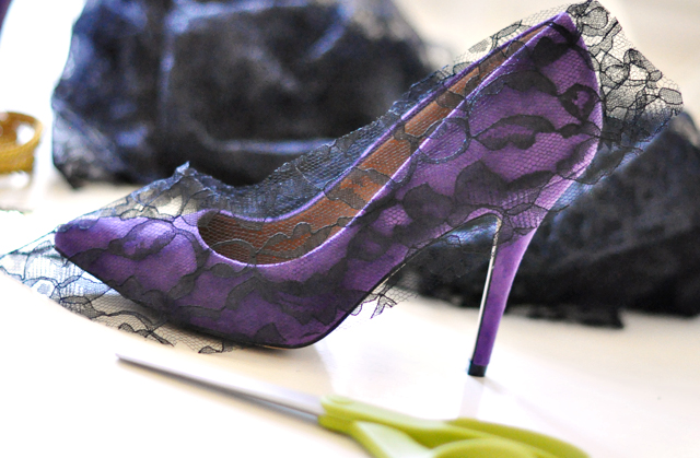 Dolce and Gabbana Embellished Pumps-Shoes-DIY-2