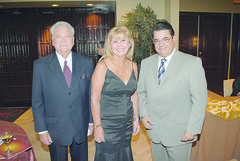 1999 Gery Gurwitz, Shirley Reed y Roberto H. González.
