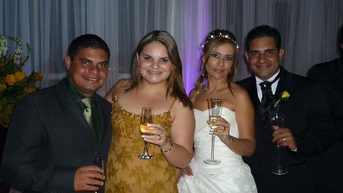 Ricardo Bruno, Rafaela e os noivos Marlia e Rubem Jr.