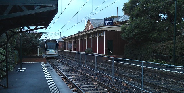 Albert Park station