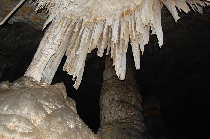 Carlsbad Caverns dripping