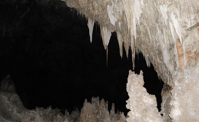 Carlsbad Caverns icicles