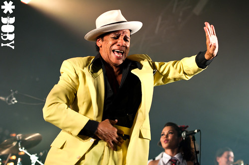 Kid Creole and the coconuts