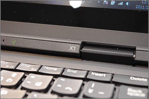 シンプル＆フラットデザインが魅力の「ThinkPad X1」