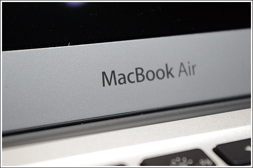 MacBook Air 13.3を買ってしまった…