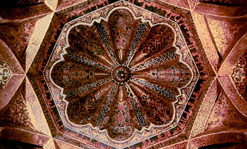 Mosaicos Islámicos • <a style="font-size:0.8em;" href="http://www.flickr.com/photos/30735181@N00/6193233657/" target="_blank">View on Flickr</a>