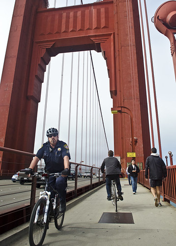 Golden Gate Bridge suicide
