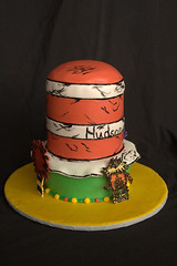 lorax cat in the hat cake • <a style="font-size:0.8em;" href="http://www.flickr.com/photos/60584691@N02/6043649477/" target="_blank">View on Flickr</a>