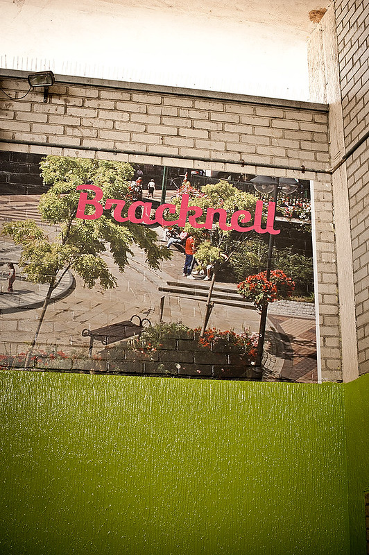 Bracknell Subway<br/>© <a href="https://flickr.com/people/21442750@N07" target="_blank" rel="nofollow">21442750@N07</a> (<a href="https://flickr.com/photo.gne?id=6112353751" target="_blank" rel="nofollow">Flickr</a>)