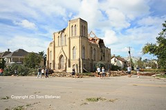 goderich_tornado120 • <a style="font-size:0.8em;" href="http://www.flickr.com/photos/65051383@N05/6070710621/" target="_blank">View on Flickr</a>