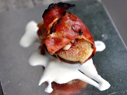 Grilled Figs with Prosciutto, Walnuts, and Lemon-Mint Cream 