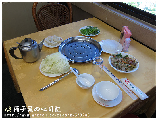 【捷運行天宮站】唐宮蒙古烤肉 (上) -- 蒙古烤肉&酸菜白肉鍋吃到飽