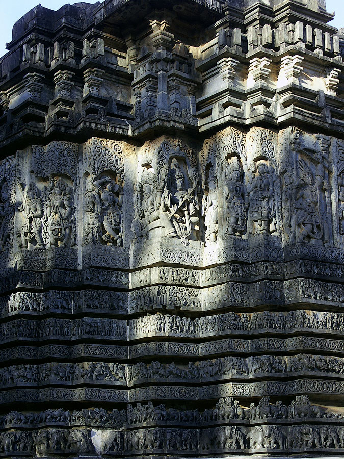 Халебид - изящество каменных кружев Хойсала © Kartzon Dream - путешествия в Индию