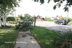 goderich_tornado118 • <a style="font-size:0.8em;" href="http://www.flickr.com/photos/65051383@N05/6070710039/" target="_blank">View on Flickr</a>