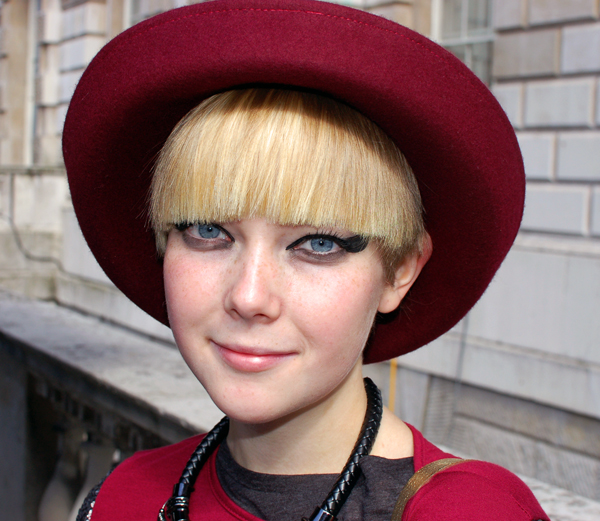 THE STYLE SCOUT - London Street Fashion: LFW: Day 2... A Colour Story...