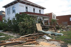 goderich_tornado125 • <a style="font-size:0.8em;" href="http://www.flickr.com/photos/65051383@N05/6070711743/" target="_blank">View on Flickr</a>