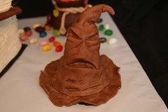 Harry potter cake sorting hat • <a style="font-size:0.8em;" href="http://www.flickr.com/photos/60584691@N02/6300282793/" target="_blank">View on Flickr</a>