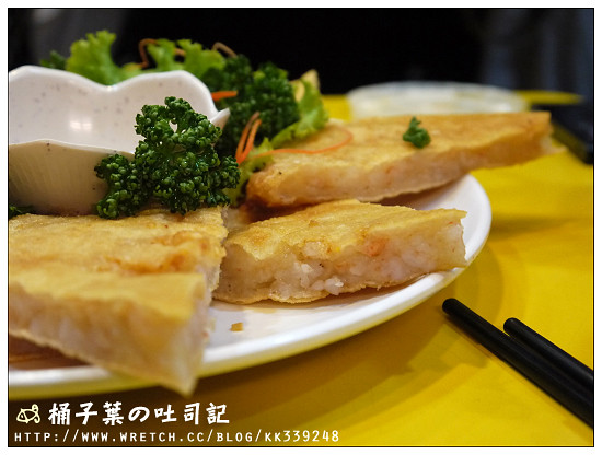 【捷運雙連站】泰式雲南小吃 -- 隱藏在雙連巷弄裡的厚實蝦餅