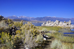 2011-10-15 10-23 Sierra Nevada 385 Mono Lake
