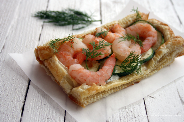 Zucchini, shrimps and cream cheese tart